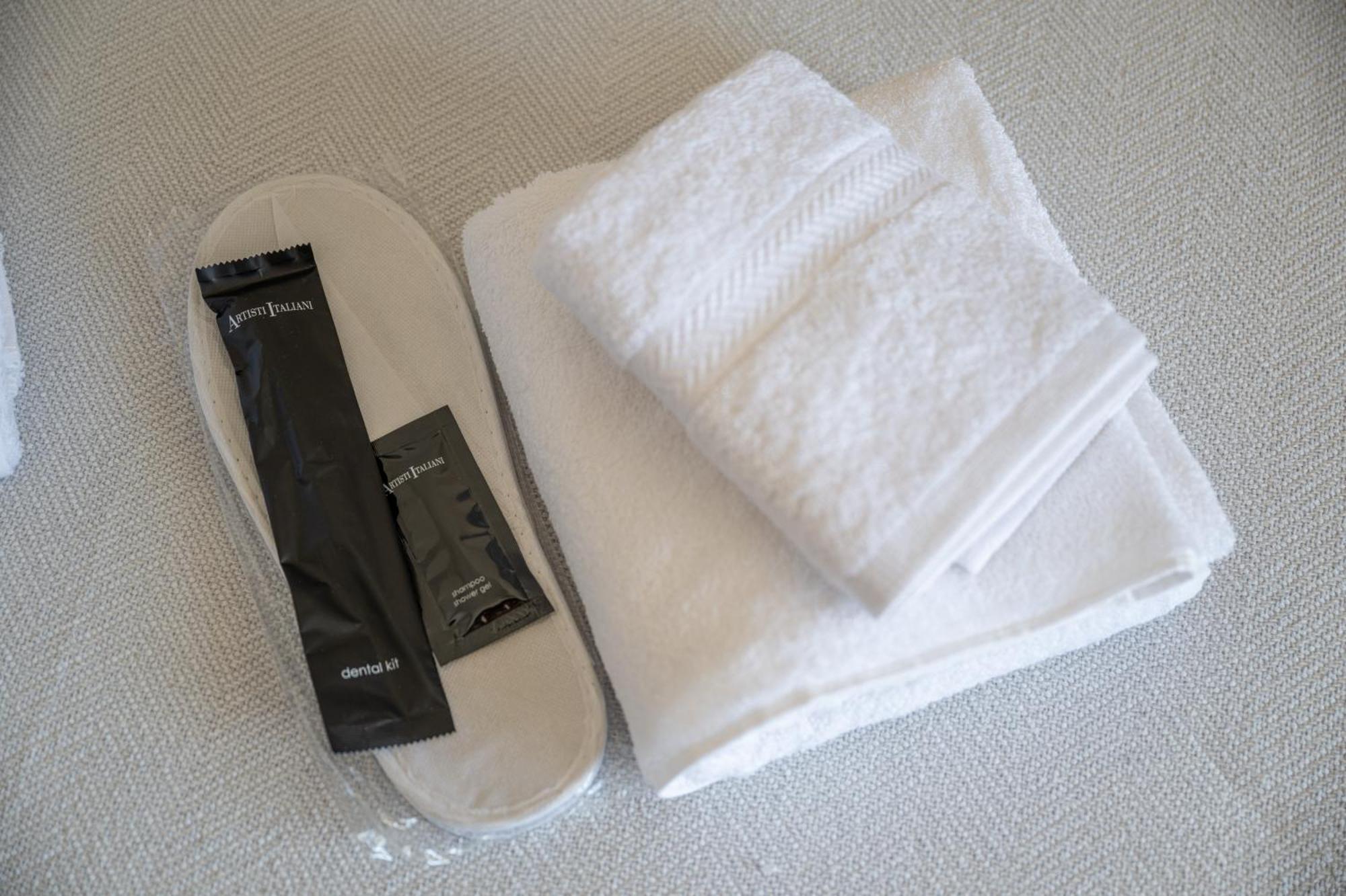 Nesto Athens Airport Apartment Spata  Ngoại thất bức ảnh